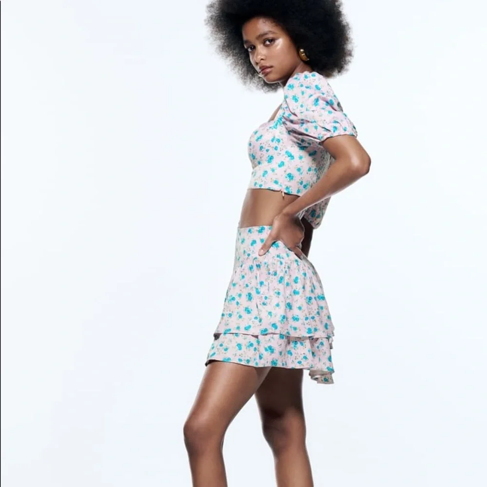 Zara Floral Print Satin Effect Corset Top - Picture 13 of 14